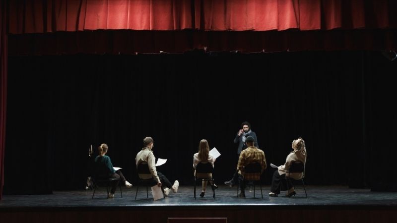 audio drama podcast play